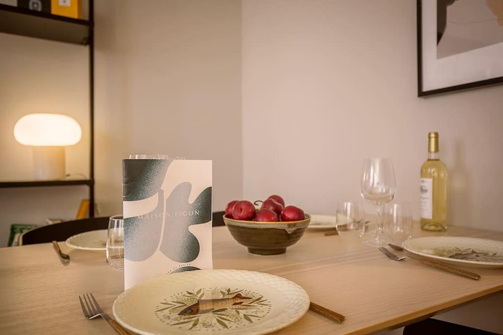 Rare Appart 2 Chambres En Duplex Design Au Panier Марсель Екстер'єр фото